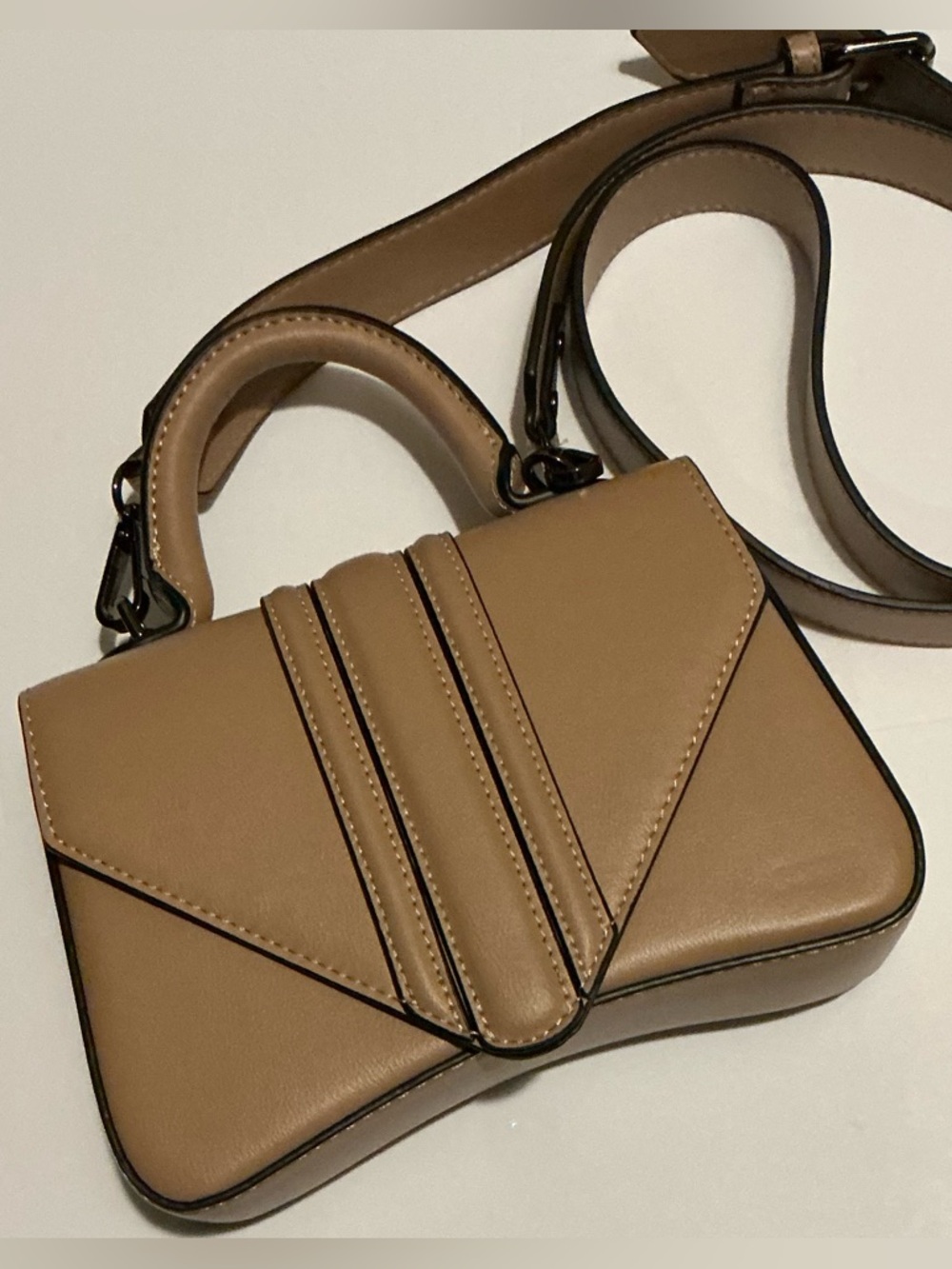 BCBGGeneration structured crossbody bag - handbag